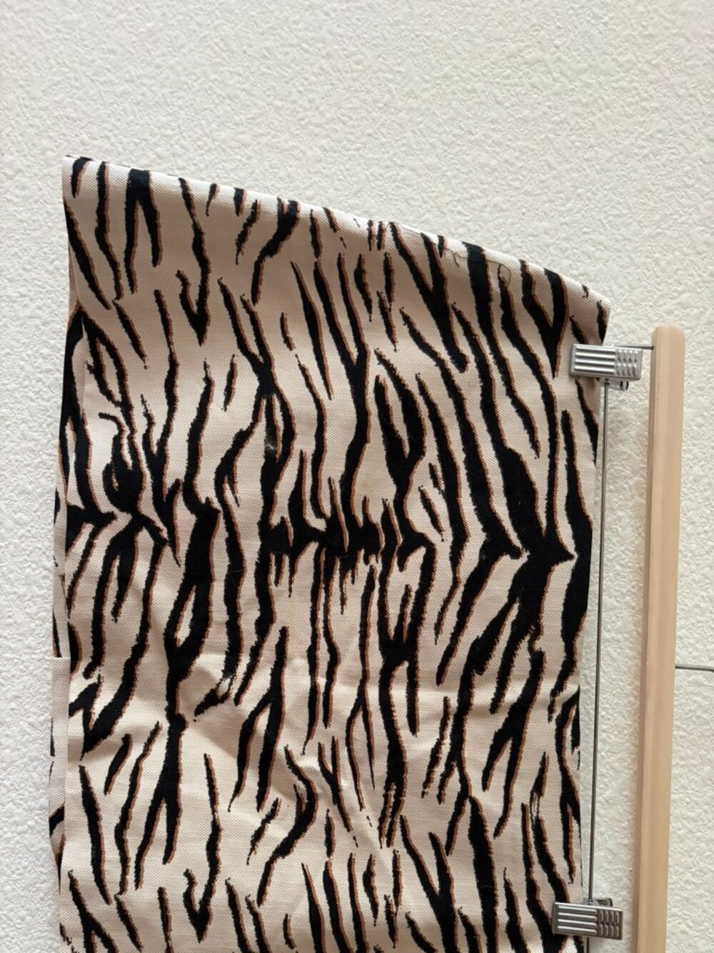 H&M Zebra Print Mini Skirt – Cream/Black/Brown – Size 10